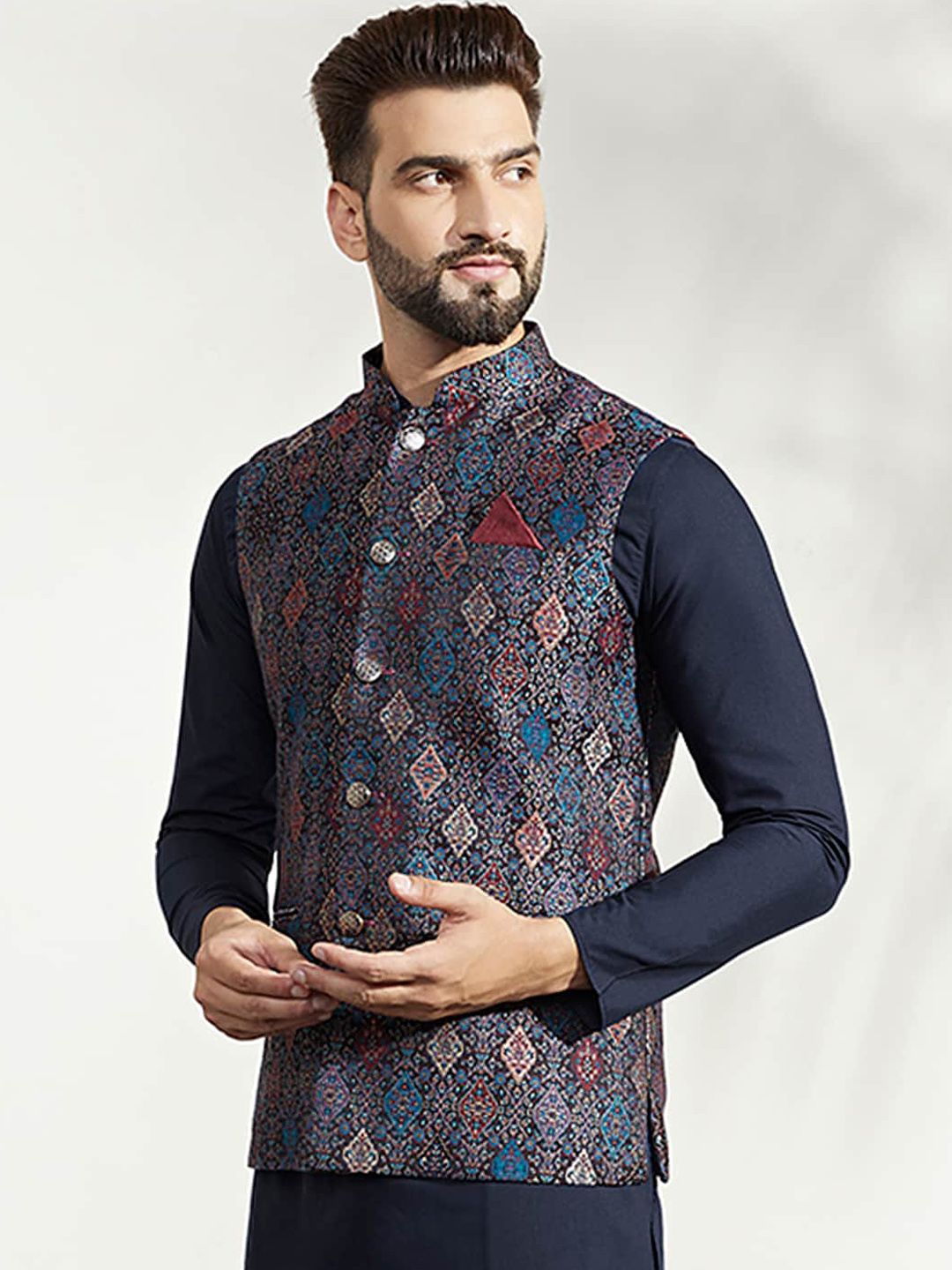 KISAH Men Woven Jacquard Zari  Regular Fit Nehru Jacket