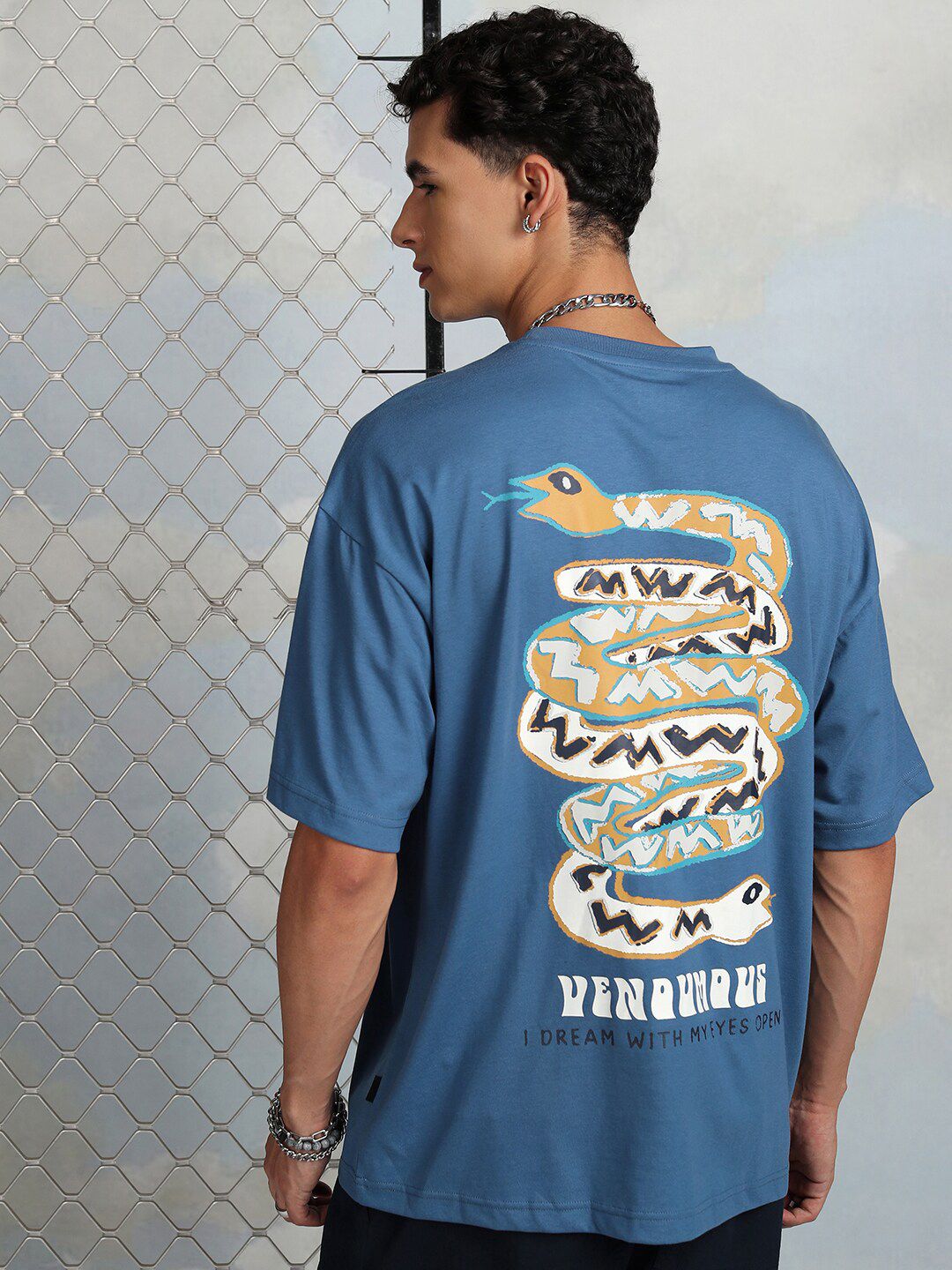 T-Shirt Bercetak Grafik Highlander