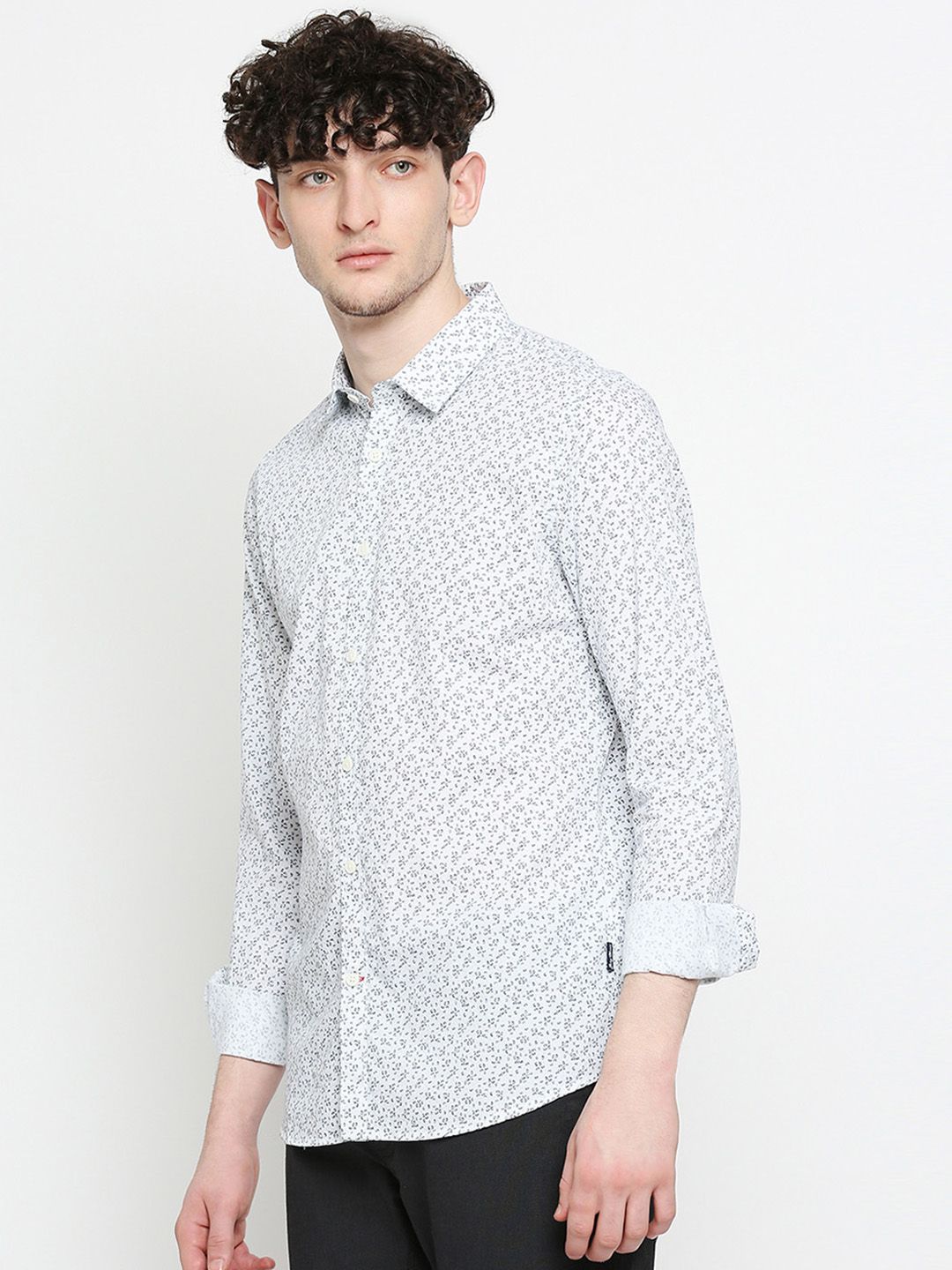 Being Human Pure Cotton Slim Fit Ethnic Motifs Printed Casual Shirt
