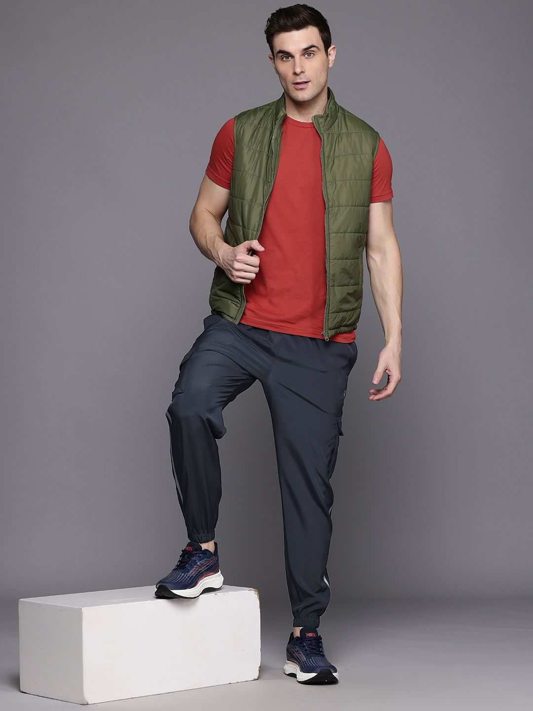 HRX by Hrithik Roshan Men Side Stiped Lifestyle Reflective Cargo-Style Jogger