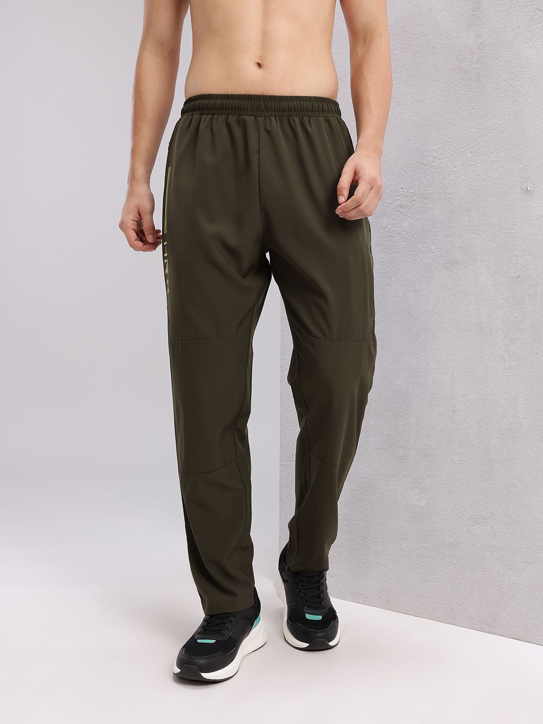 HRX by Hrithik Roshan Men Rapid-dry Brand Logo Print Training Track Pants