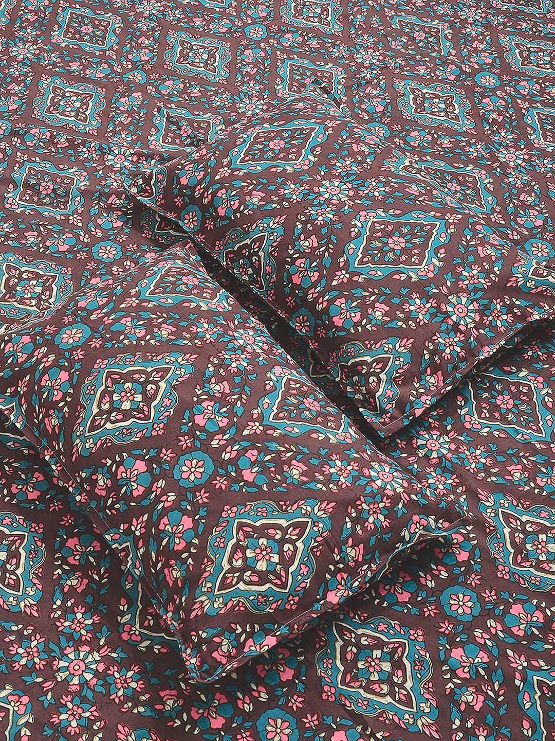 Myntra Elegant Homes Coklat Floral 300 TC Cadar dengan 2 Sarung Bantal