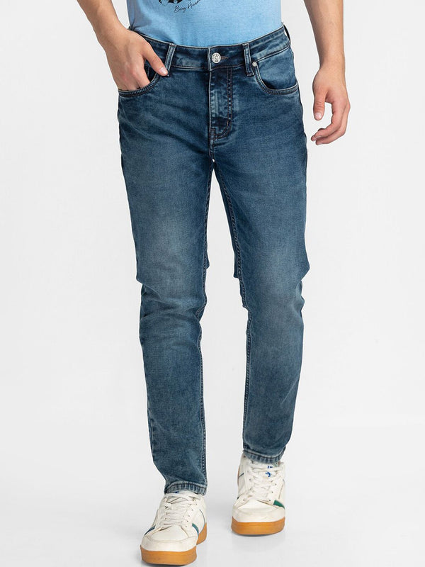 Menjadi Lelaki Manusia Mid-Rise Cahaya Pudar Bersih Jeans