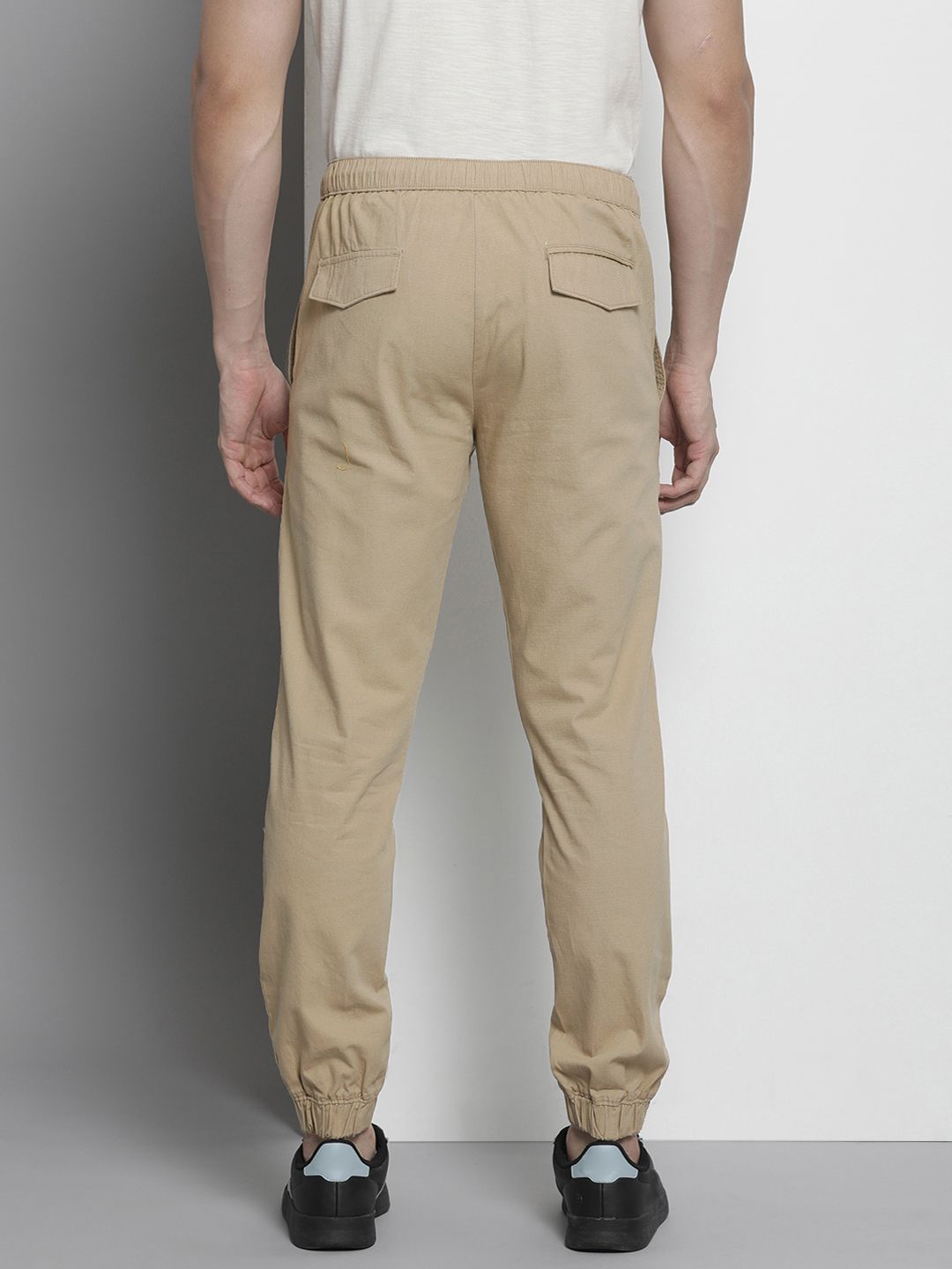 The Indian Garage Co Men Pure Cotton Regular Fit Joggers