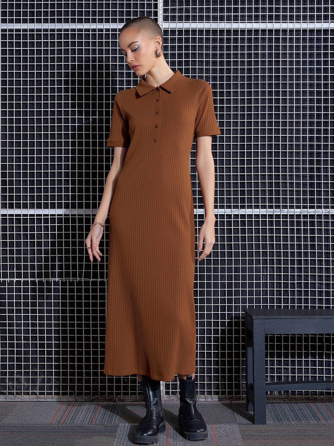 SASSAFRAS Brown Self Design Midi Sheath Dress