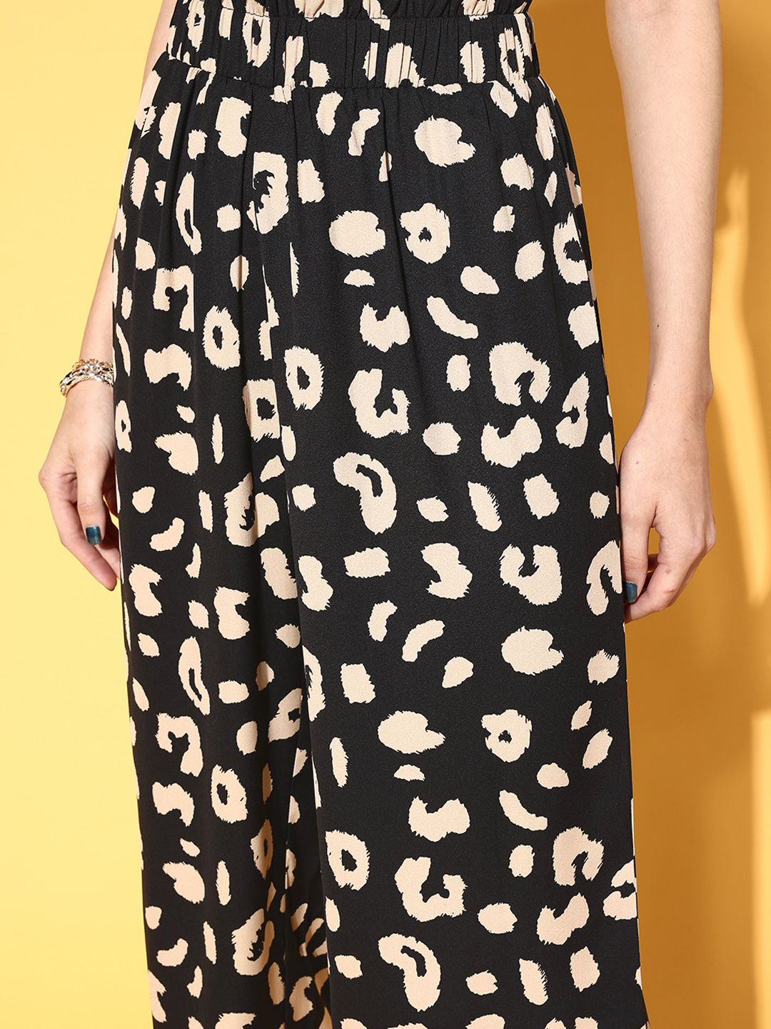 Berrylush Women Stylish Black Animal Printed Wide Leg Bottom Trousers