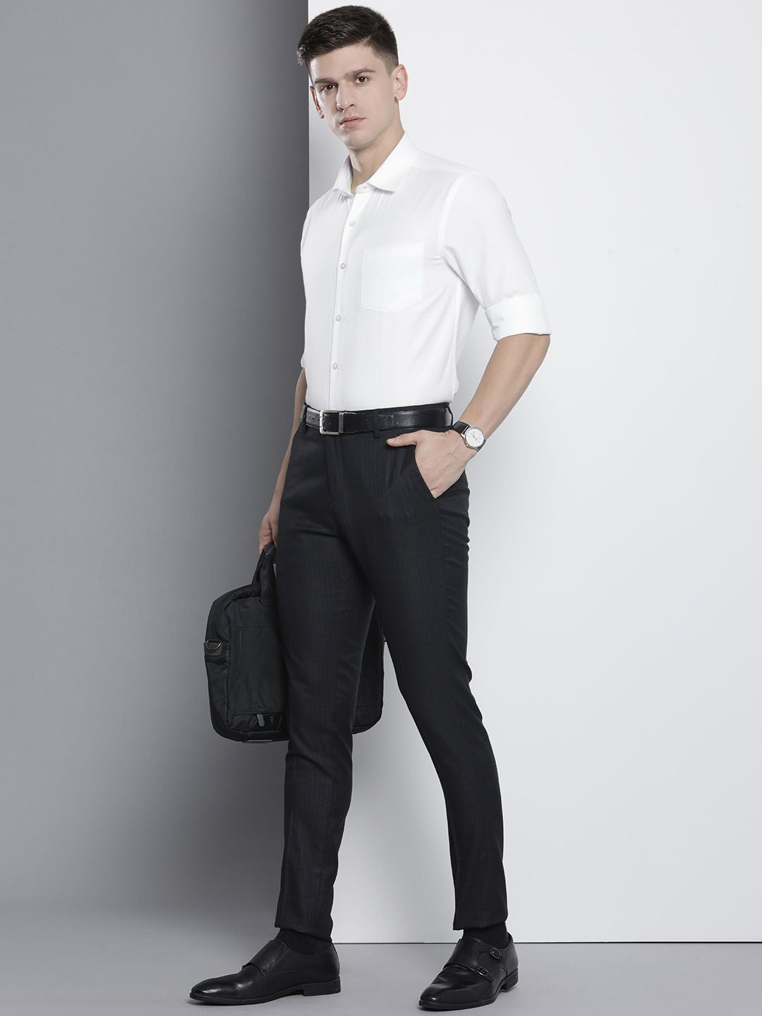 The Indian Garage Co. X Luxe Men White Slim Fit Opaque Formal Shirt