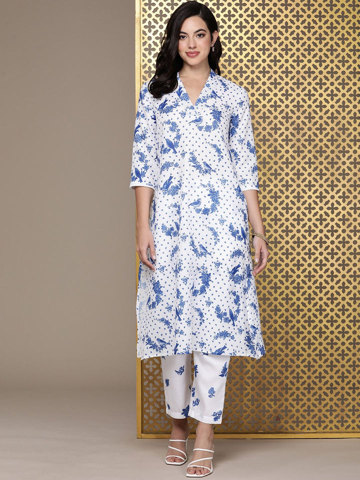 House of Pataudi Women Jashn Conversational Printed Regular Kurta with Trousers
