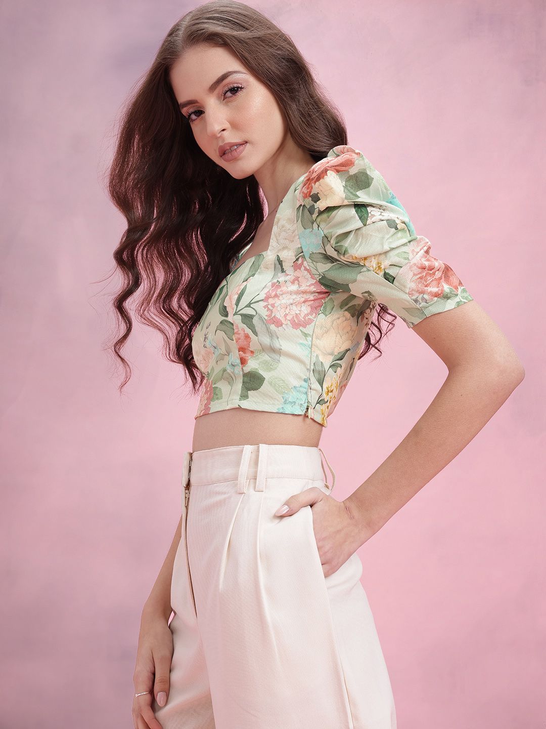 DressBerry Floral Print Paneled Puff Sleeve Crop Top