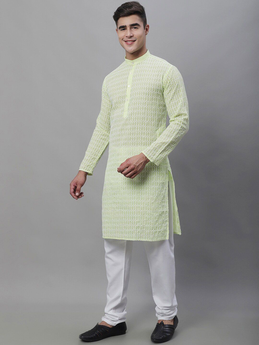 SOJANYA Benang Sulam Bekerja Kurta Kapas Tulen dengan Churidar