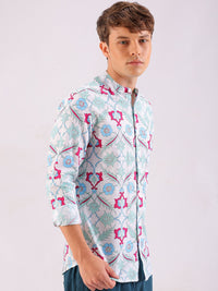 The Indian Garage Co Men Slim Fit Indie Printed Resortwear Shirt