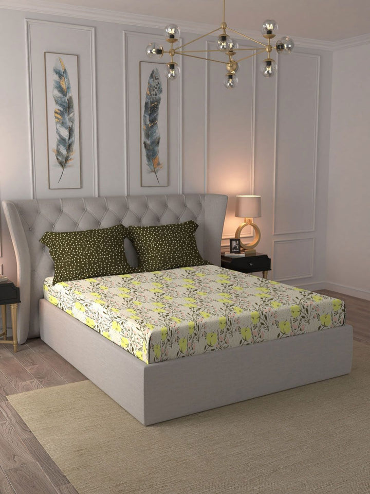 MYTRIDENT Aster Yellow Moments Flat 120TC Queen Cotton 1 Bedsheet with 2 Pillow Covers