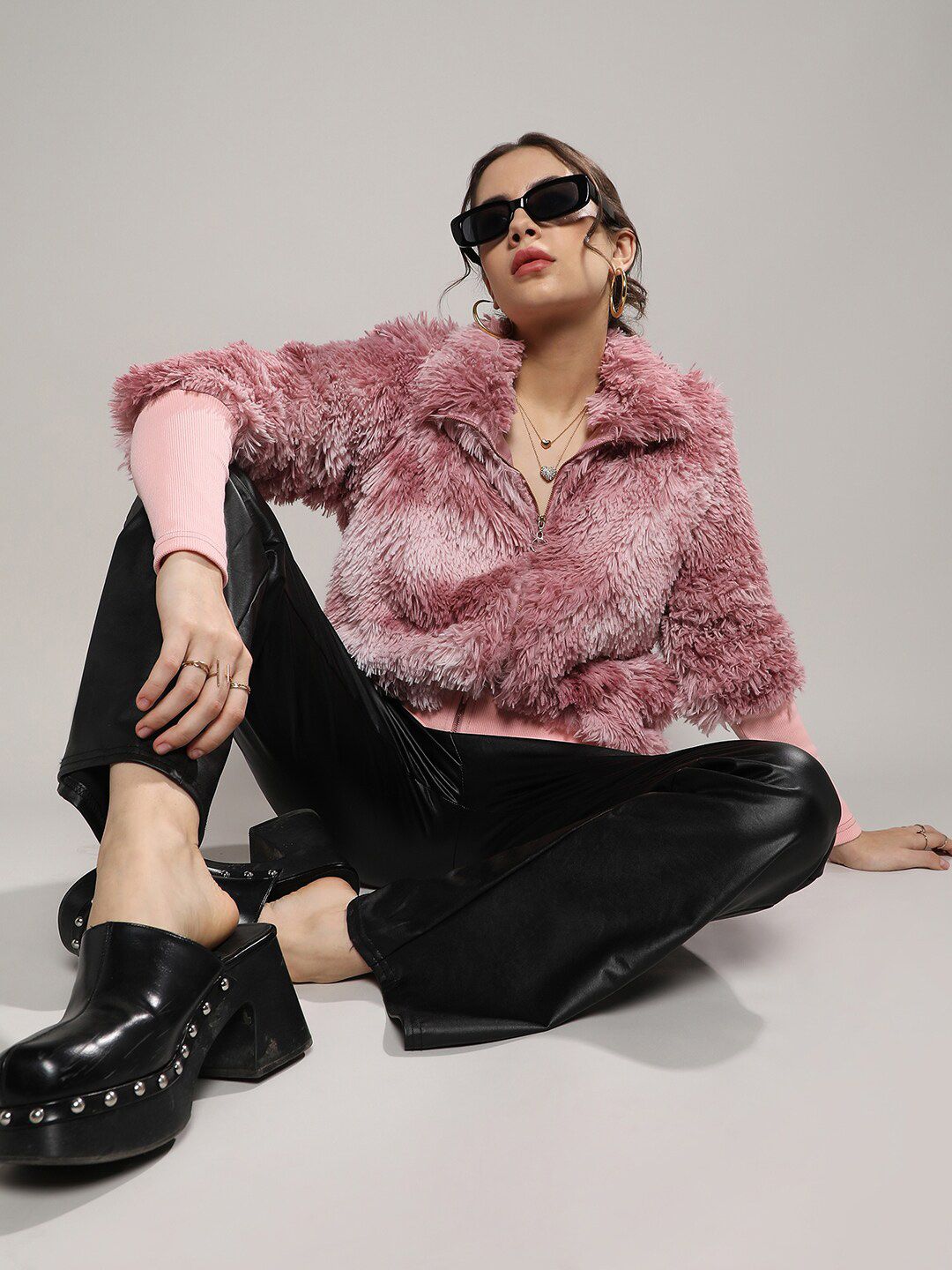 Kampus Sutra Pink Mock Collar Windcheater Faux Fur Furored Jaket