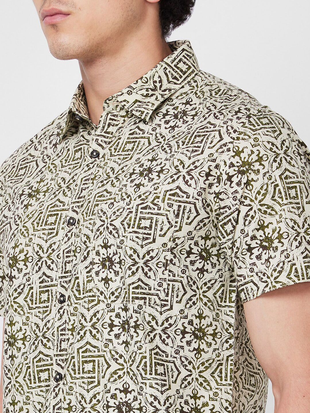 SPYKAR Printed Spread Collar Cotton Casual Shirt