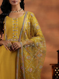 Libas Women Floral Yoke Design Regular Thread Work Kurta with Trousers & With Dupatta