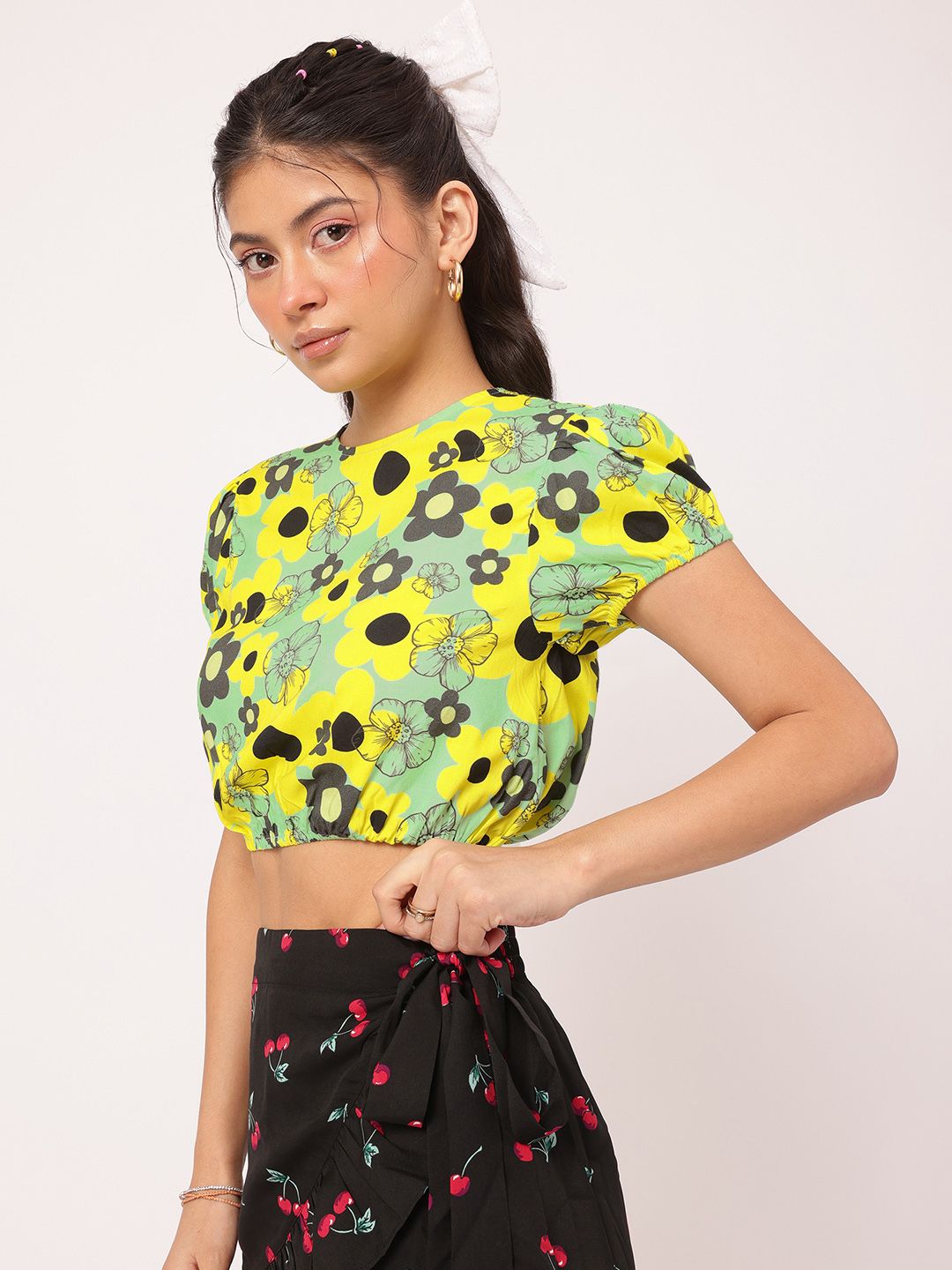 DressBerry Flower Child Essentials Print Crop Blouson Top