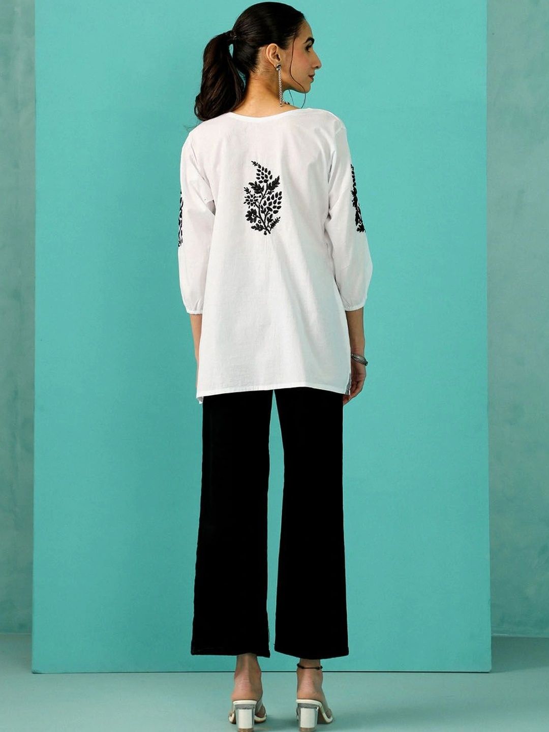 Rumah Wanita Chikankari Motif Etnik Sulam Benang Kerja Kurta