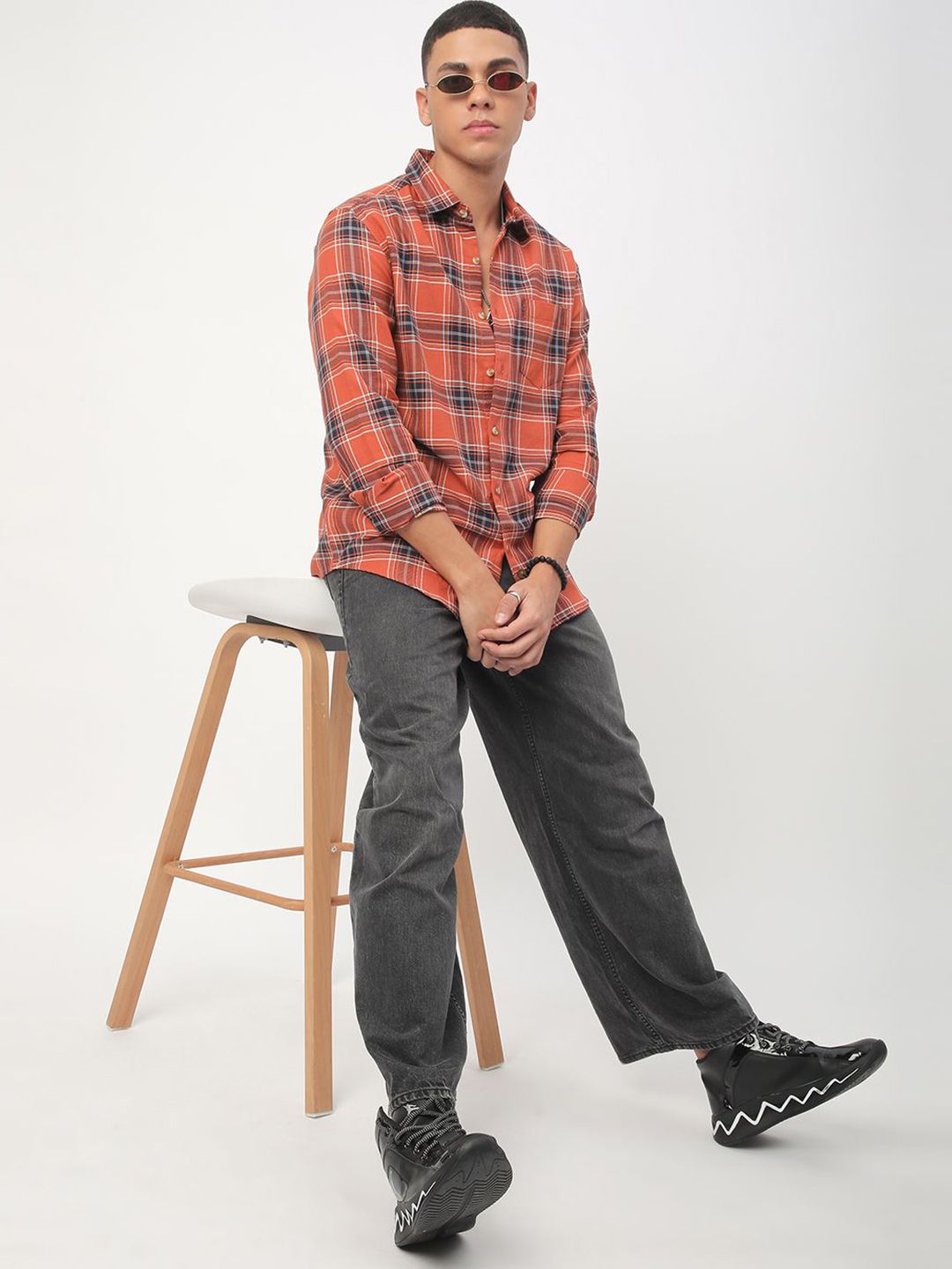 VASTRADO Men Classic Slim Fit Checked Casual Shirt