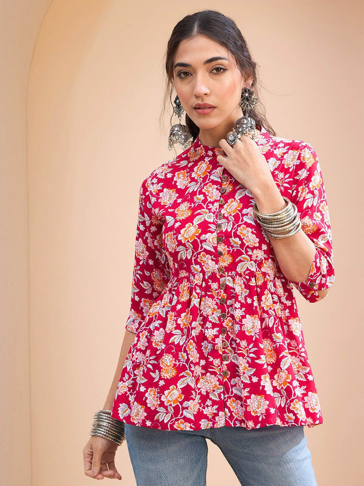 Shae by SASSAFRAS Floral Printed Pleated Kurti