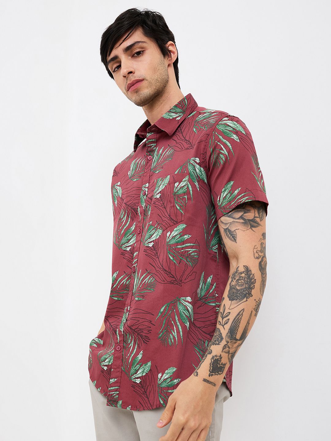 SPYKAR Men Spread Collar Floral Printed Cotton Casual Shirt
