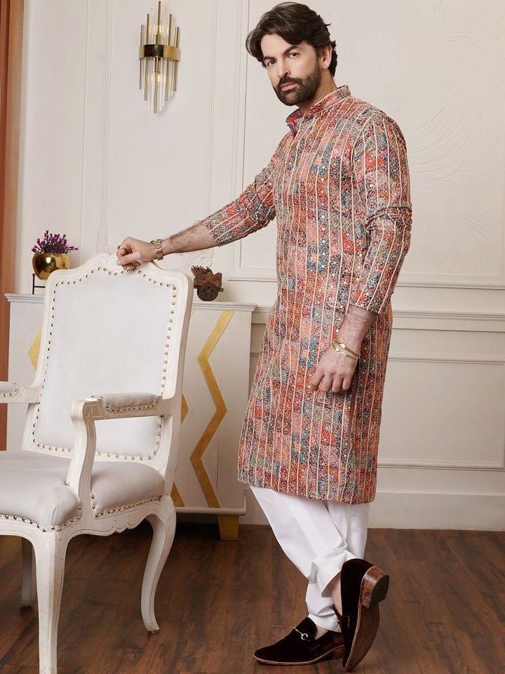 SOJANYA Men Floral Embroidered Regular Kurta with Pyjamas
