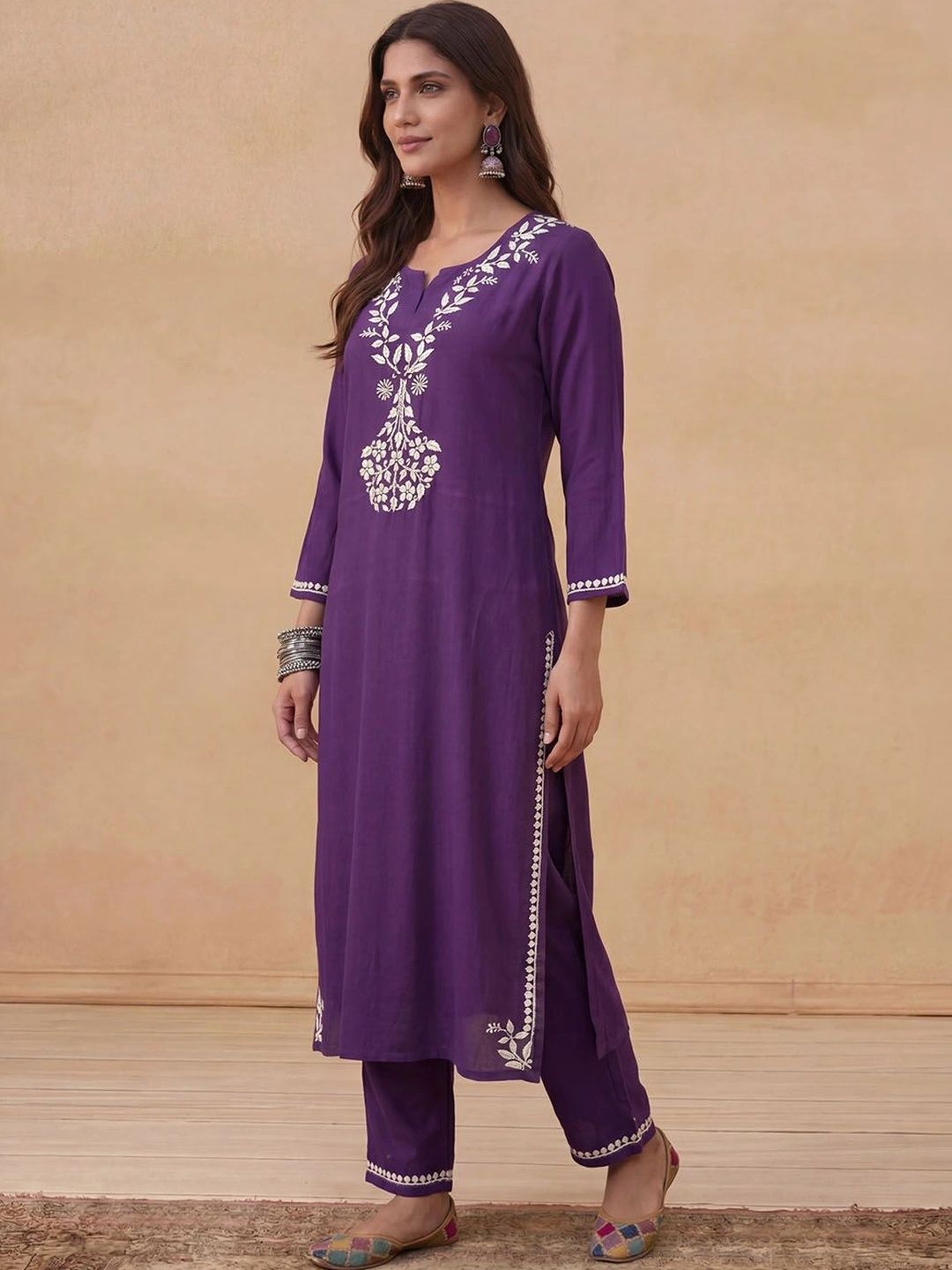 House of Chikankari Women Regular Chikankari Kurta with Trousers