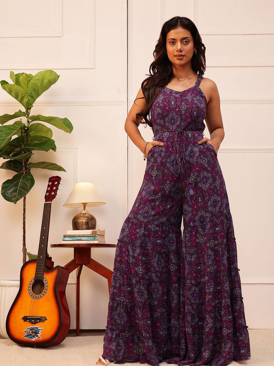 Wanita quiero mencetak jumpsuit asas