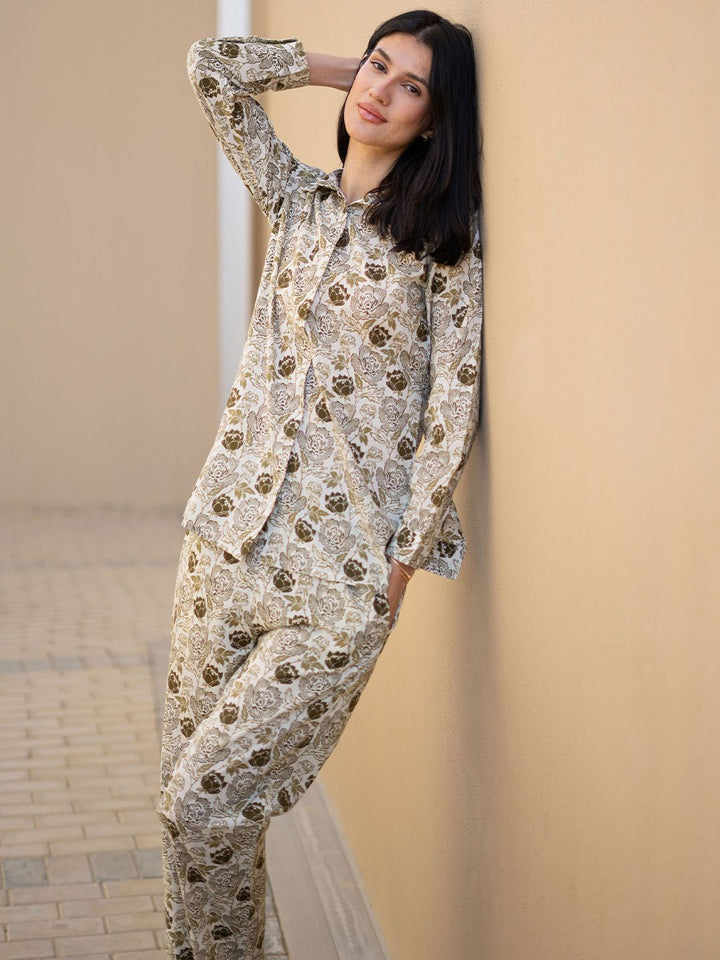 SANSKRUTIHOMES Women Floral Printed Pure Cotton Night suit