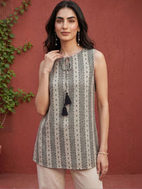Mamicha Geometric Print Top