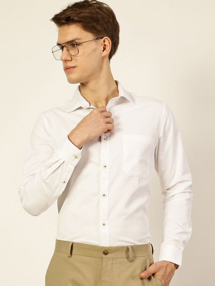 Thomas Scott Men Smart Cutaway Collar Solid Cotton Formal Shirt