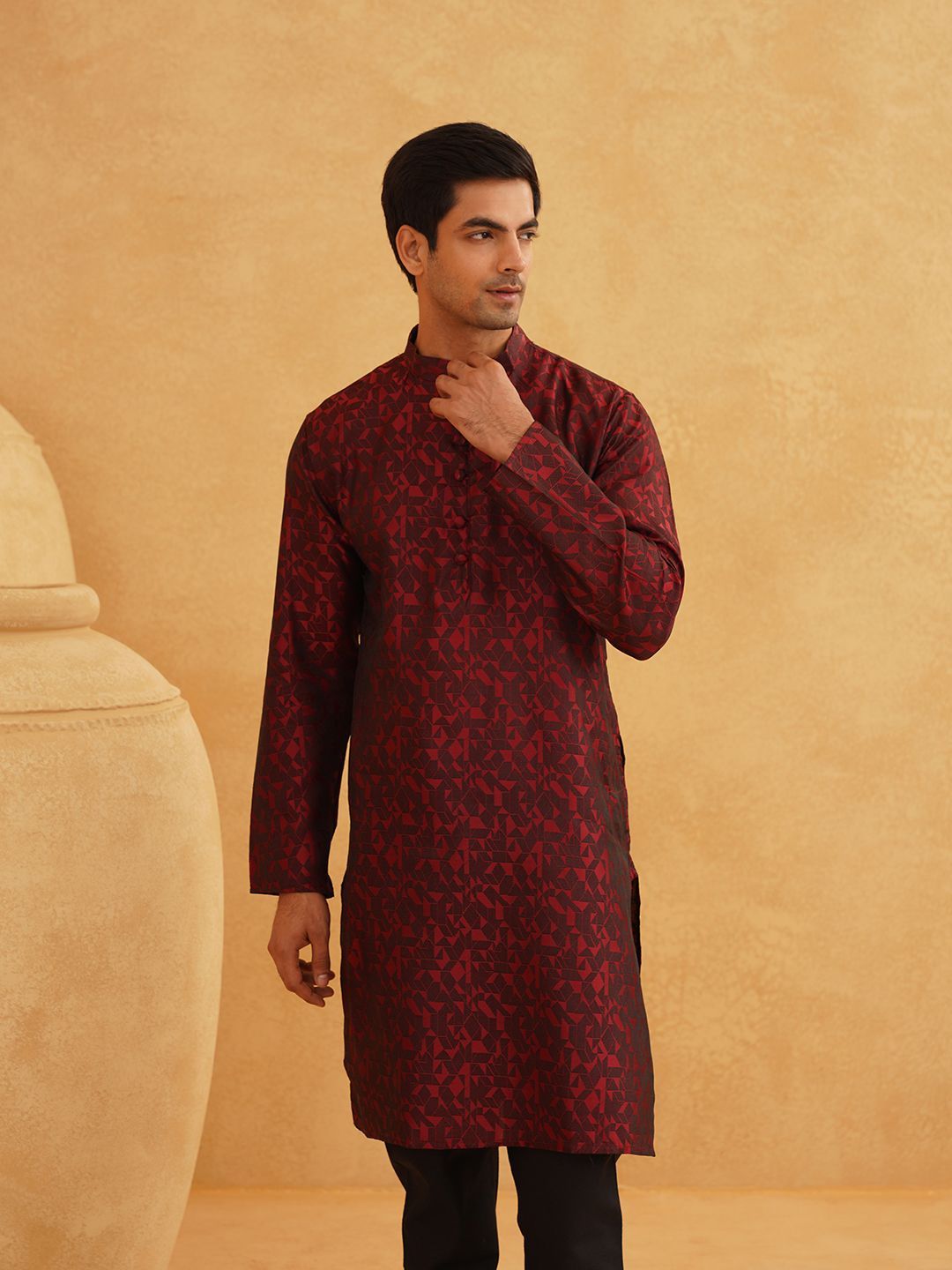 SOJANYA Geometric Woven Design Mandarin Collar Straight Kurta With Pyjama
