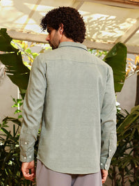 Campus Sutra Men Classic Fit Spread Collar Solid Cotton Casual Shirt