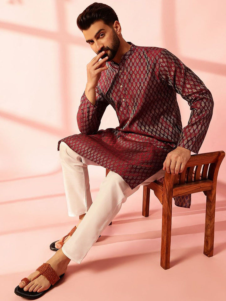 Anouk Ethnic Motifs Woven Design Mandarin Collar Straight Kurta