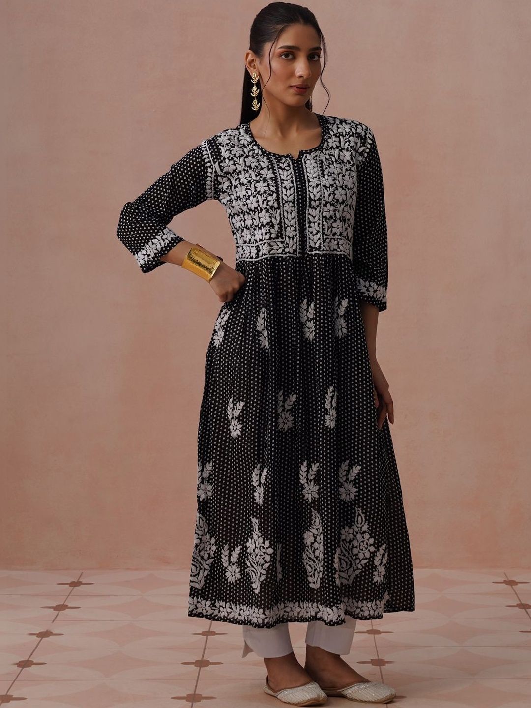 Motif Etnik House of Chikankari Cetak Pakaian Maxi