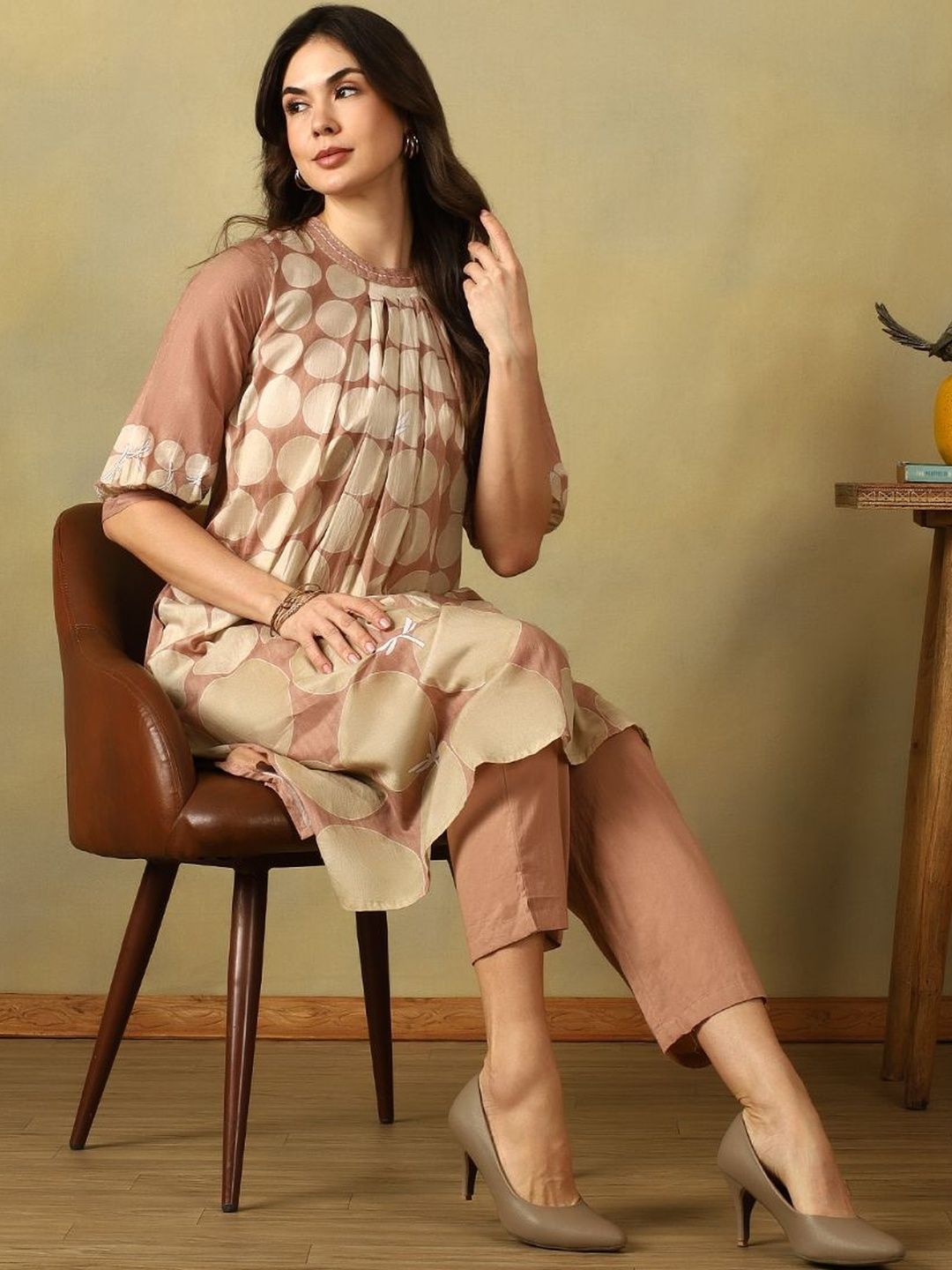 Mamicha Women Printed Pleated Pure Cotton Kurta with Seluar