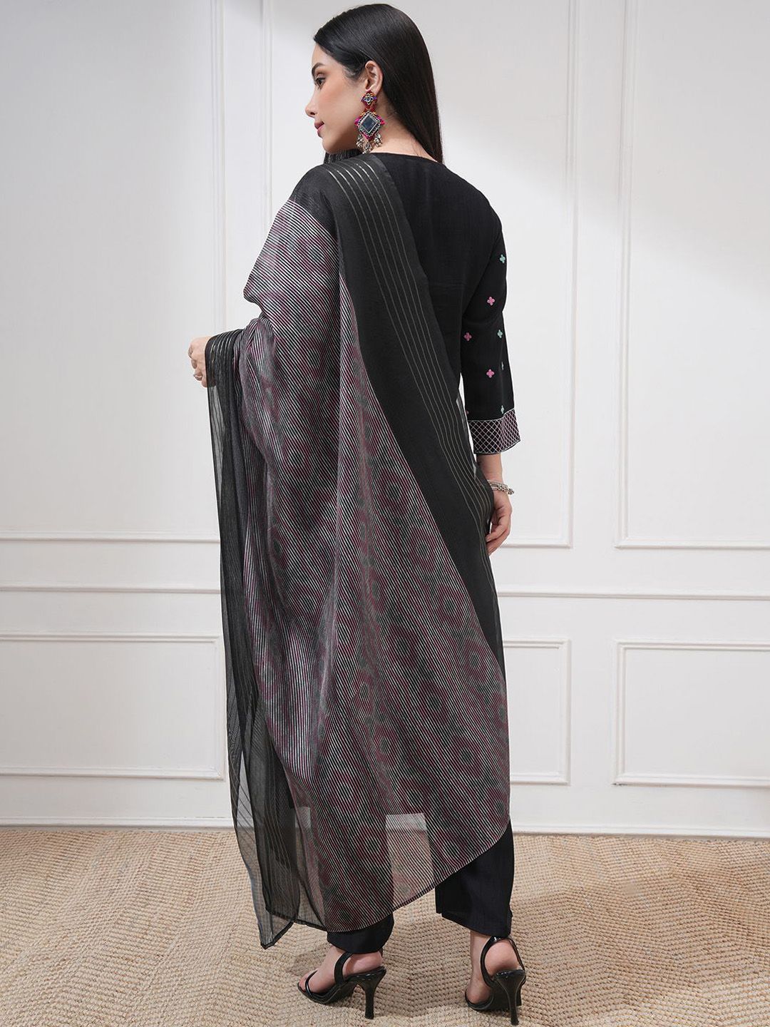 Vishudh Women Embroidered Regular Straight Kurta & Pants With Printed Dupatta