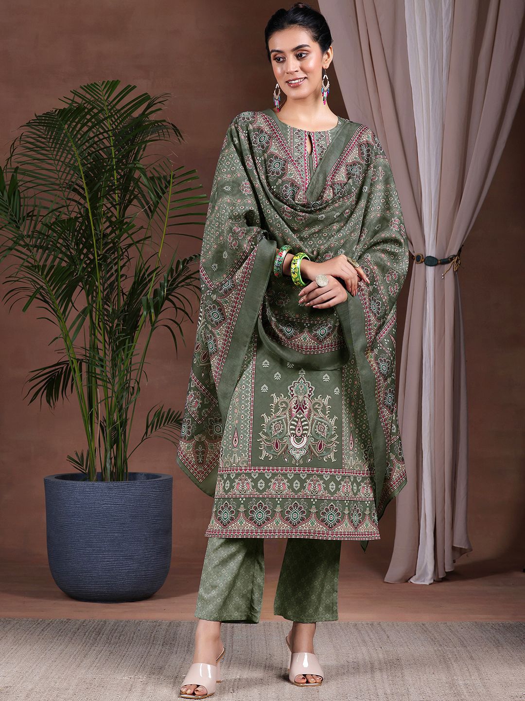 Libas Ethnic Motifs Printed Keyhole Neck Straight Kurta with Trousers & Dupatta