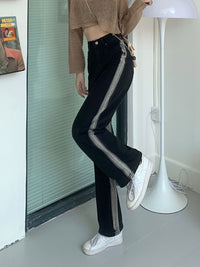 DressBerry Women Straight Fit with Side Striped Jeans
