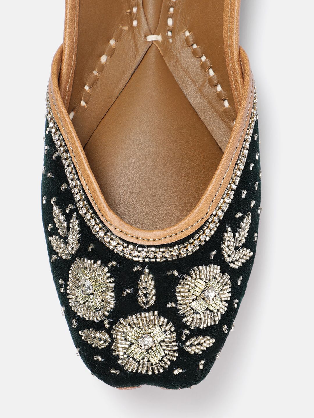 House of Pataudi Floral Embroidered Ethnic Mojaris