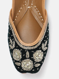 House of Pataudi Floral Embroidered Ethnic Mojaris