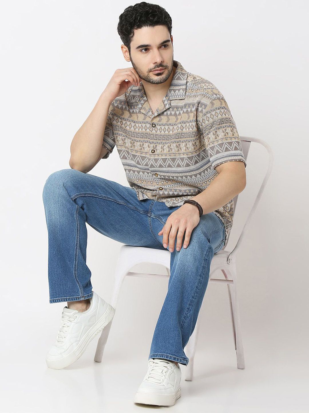 SPYKAR Men Relaxed Fit Cuban Collar Geometric Printed Cotton Casual Shirt