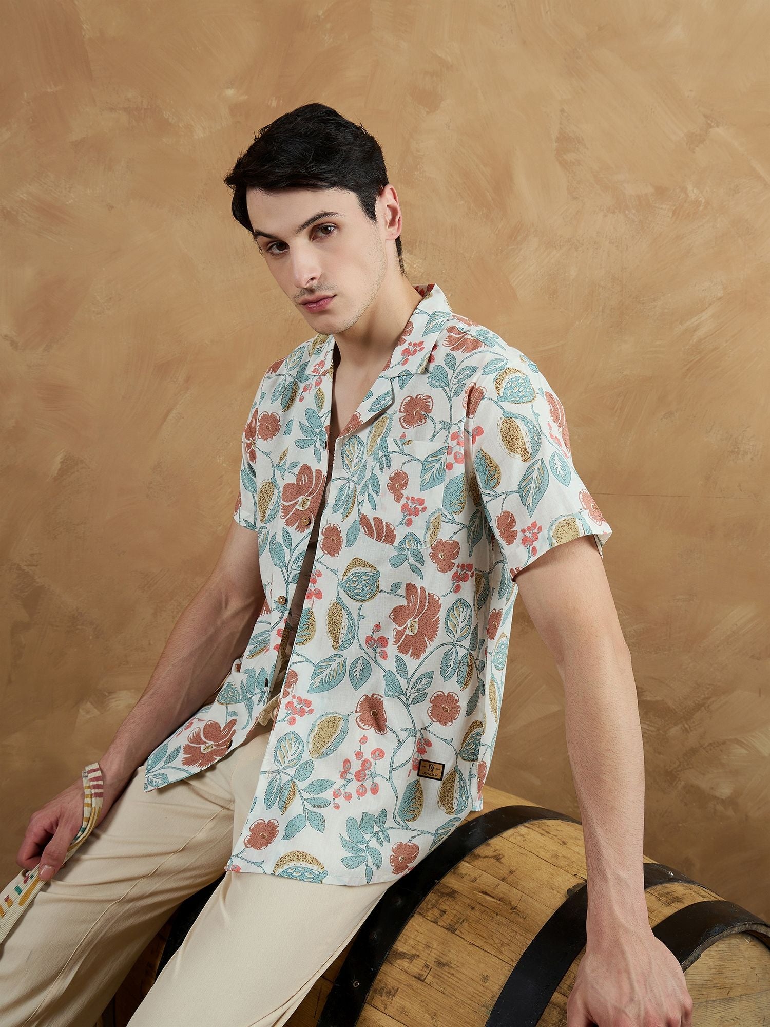 DENNISON Men White Regular Fit Floral Printed Casual Shirt