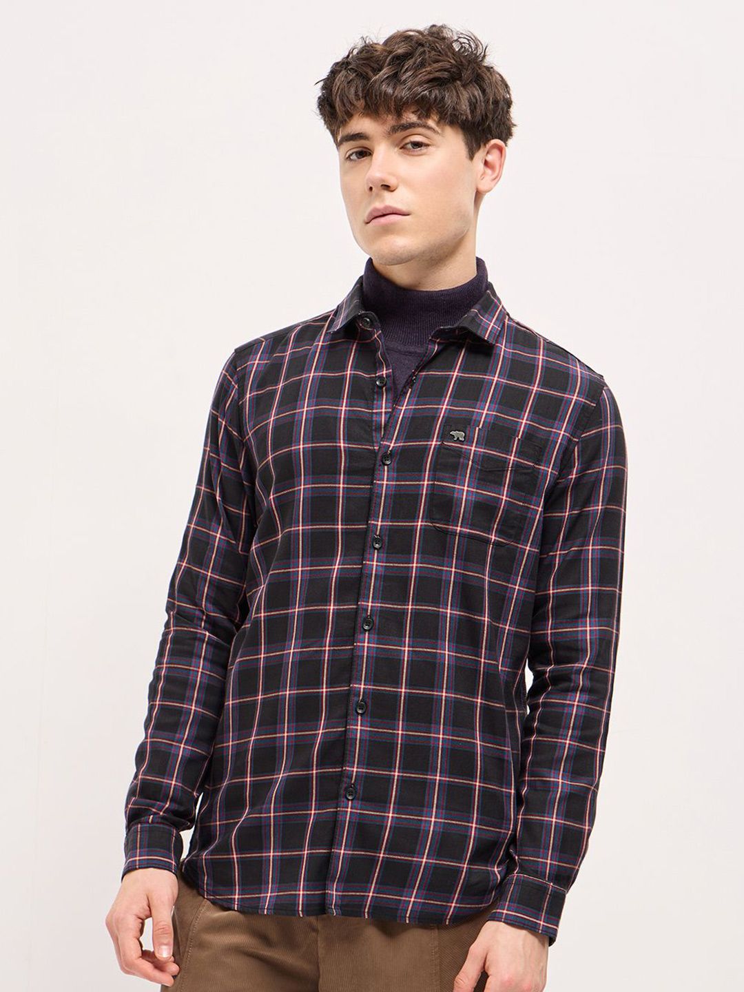 THE BEAR HOUSE Men Spread Collar Windowpane Checked Cotton Slim Fit Shirt