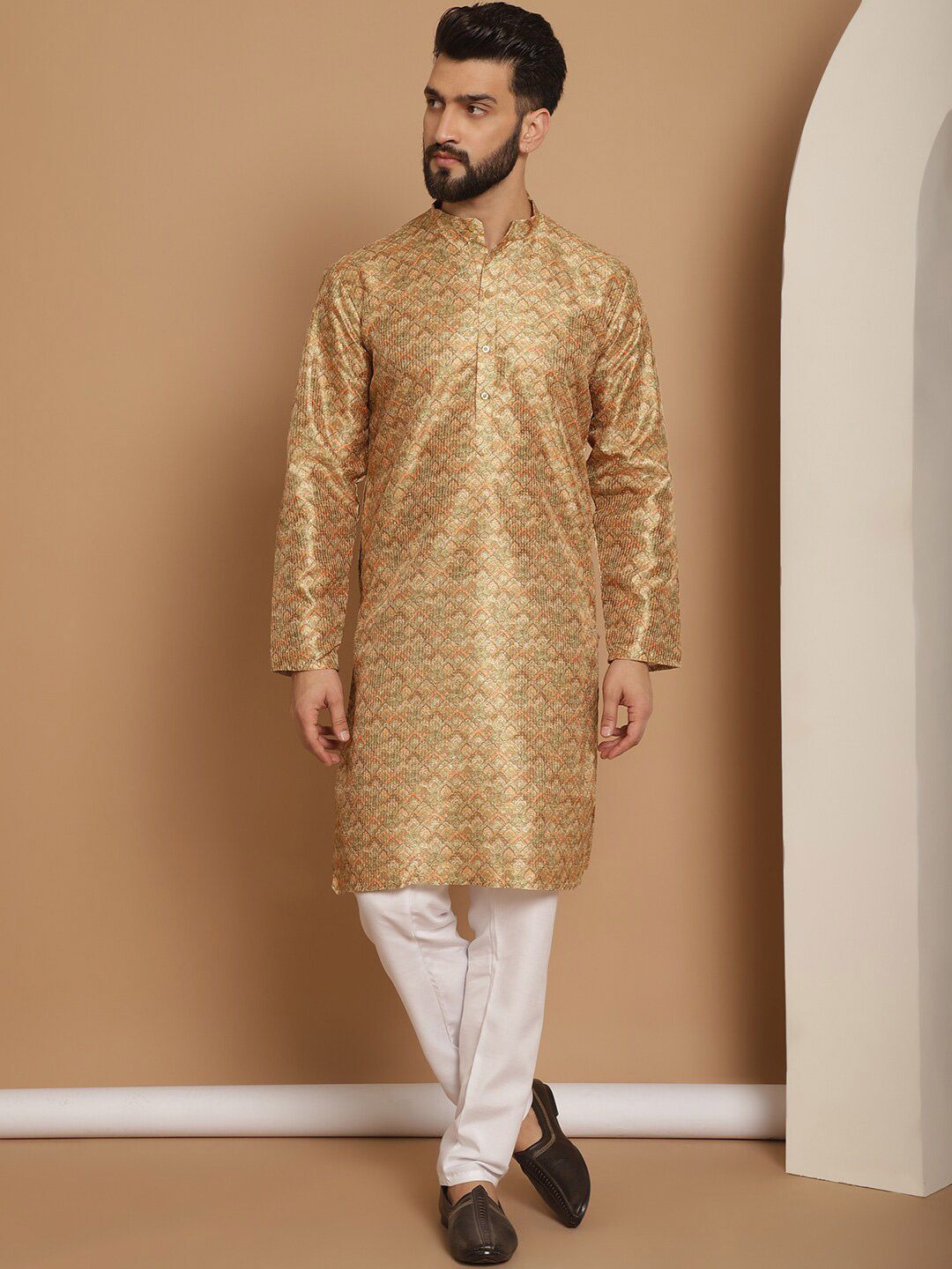Kurta Lengan Panjang Kolar Mandarin Bercetak Motif Etnik Anouk dengan Churidar
