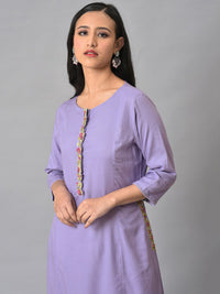 W Women Round Neck Thread Work Kurta