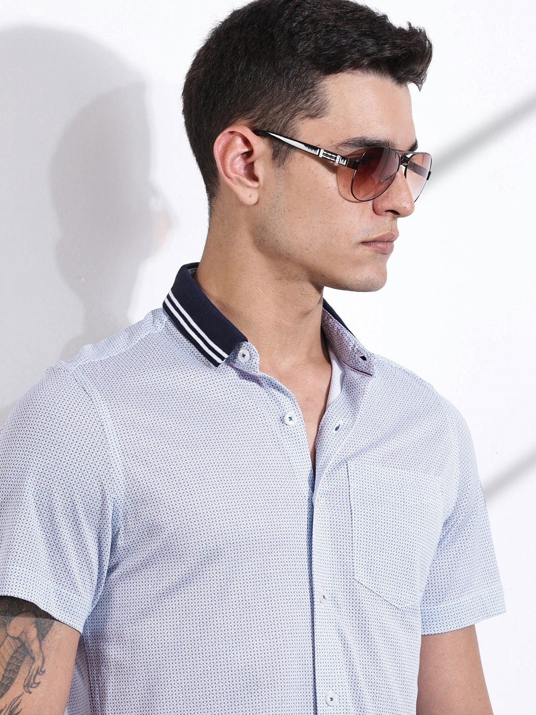 Thomas Scott Men Classic Slim Fit Spread Collar Micro Ditsy Printed Cotton Knitted Shirt