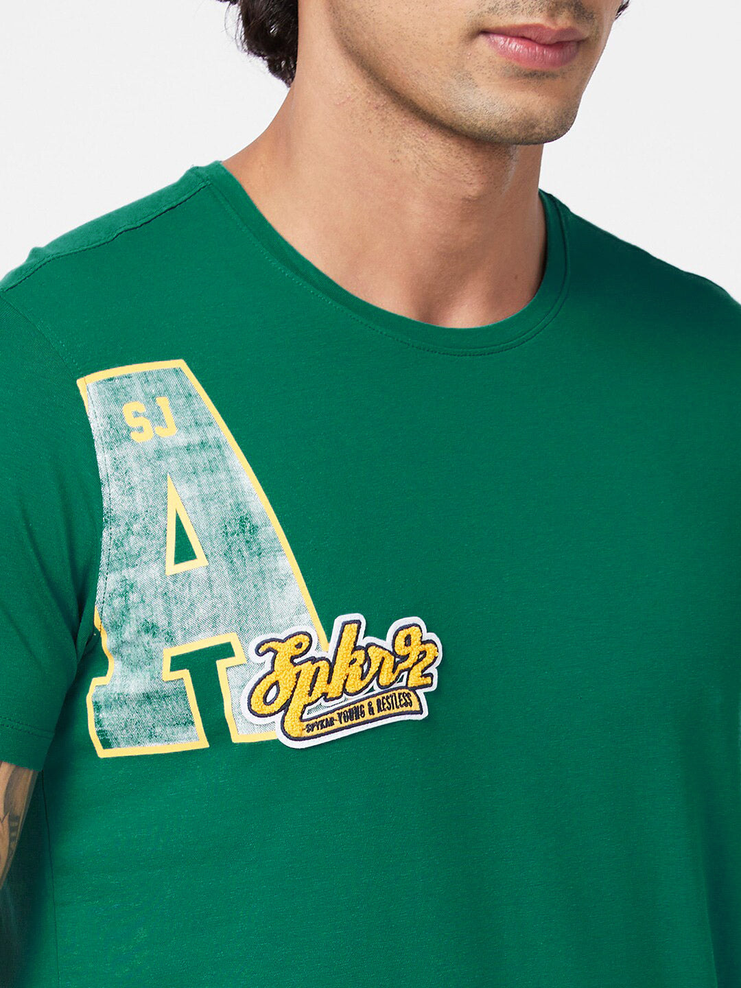 SPYKAR Typography Printed Slim Fit T-shirt