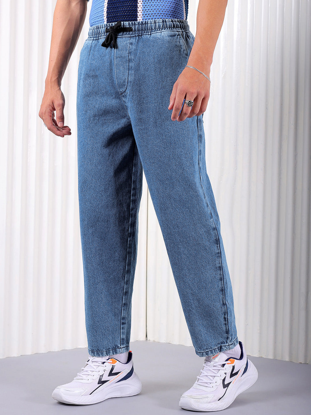 The Indian Garage Co Men Baggy Fit Cotton Elasticated Waist Jeans