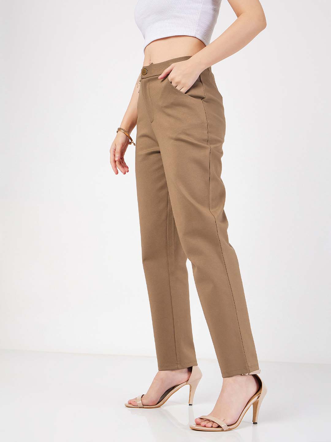 SASSAFRAS Women Beige Mid-Rise Tapered Fit Trousers