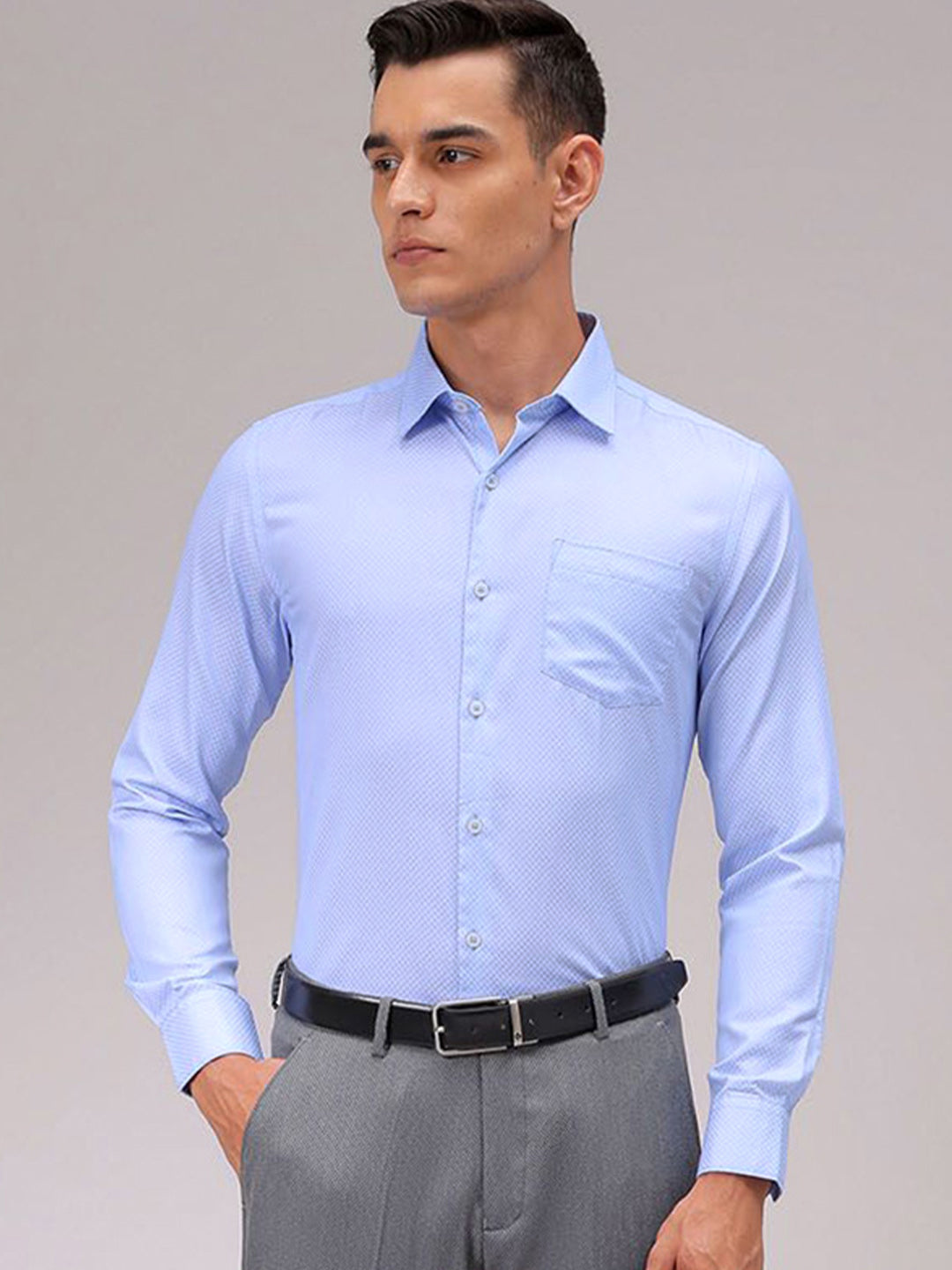The Indian Garage Co. X Luxe Men Cutaway Collar Solid Slim Fit Formal Shirt